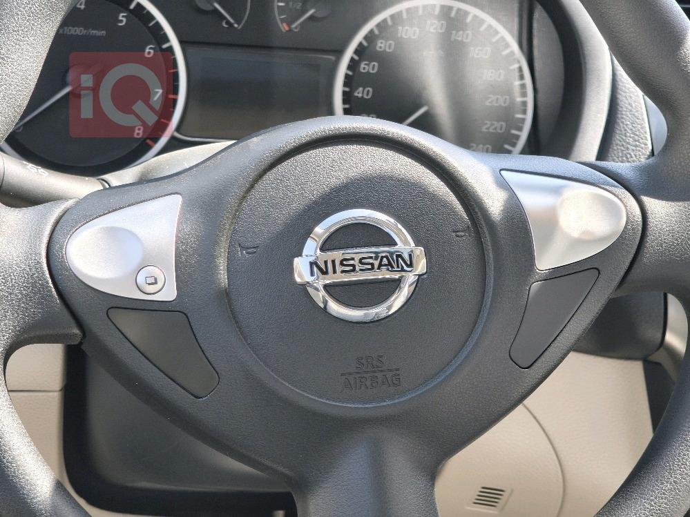 نيسان سيلفي